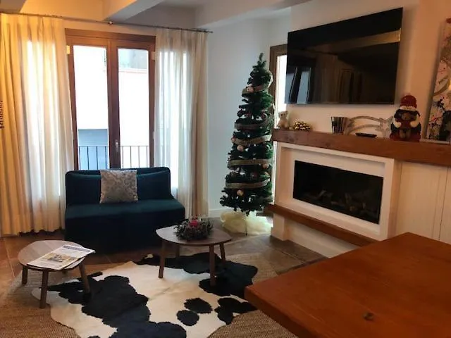 Charming House In Downtown El Port De La Selva Apartment 0*,
