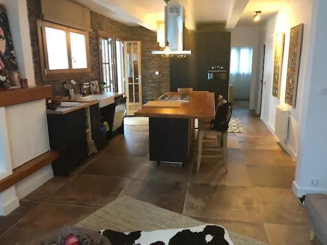 Charming House In Downtown El Port De La Selva Apartment