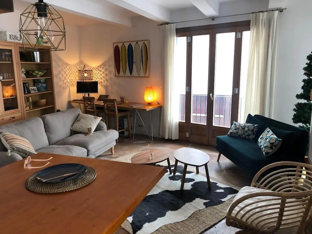 Charming House In Downtown El Port De La Selva Apartment 0*,